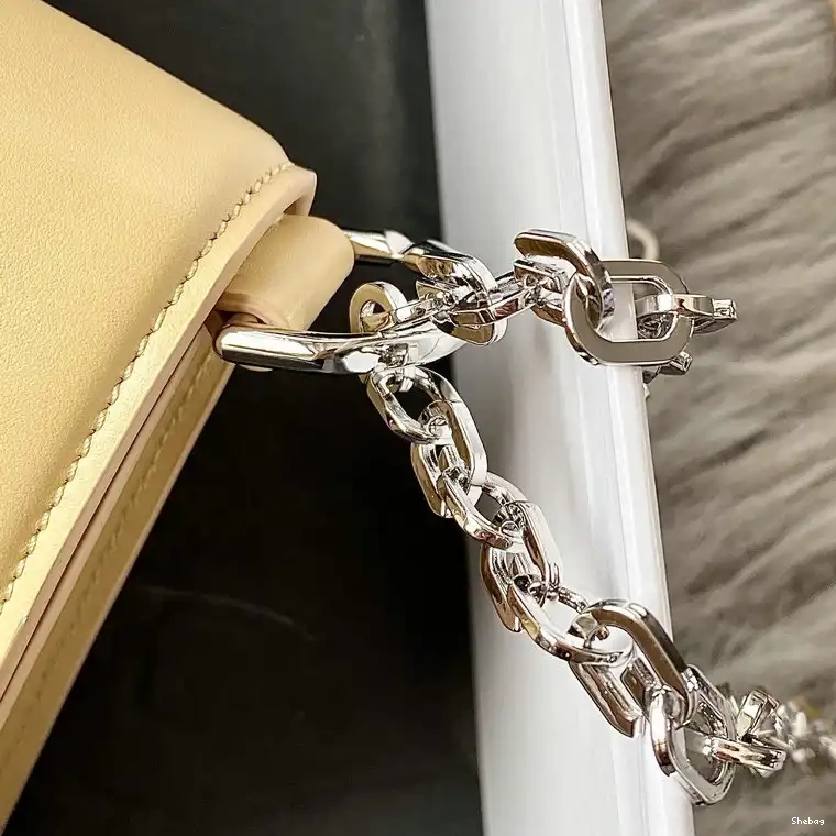 Bag 2203RF0028 Givenchy 0814